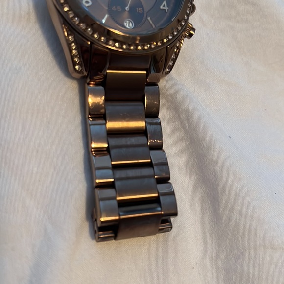 Michael Kors Womens Watch - Picture 5 of 8
